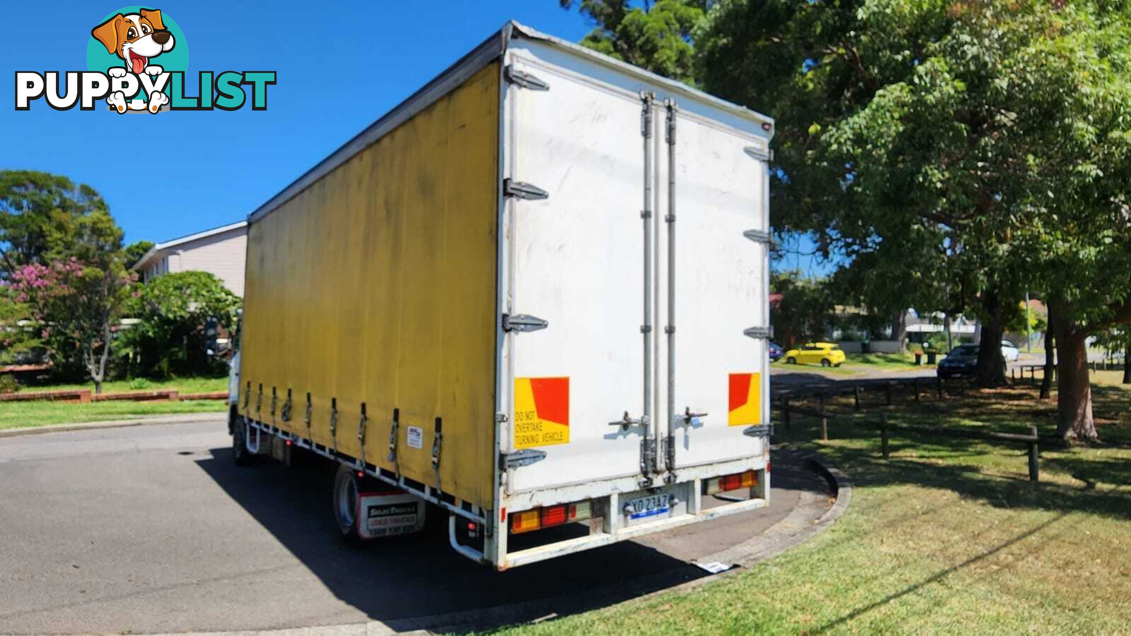 2009 Hino 500 1024 FD Curtainsider Truck