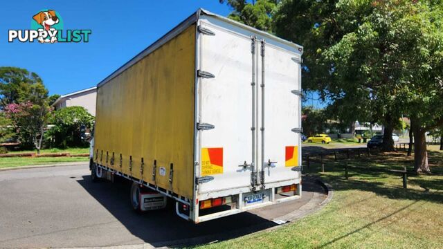 2009 Hino 500 1024 FD Curtainsider Truck