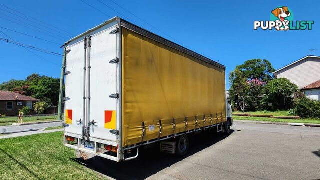 2009 Hino 500 1024 FD Curtainsider Truck