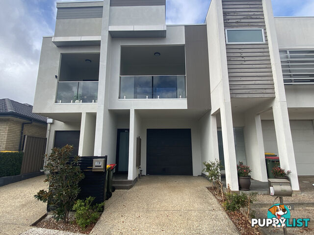 32b Broadwater Crescent MAWSON LAKES SA 5095