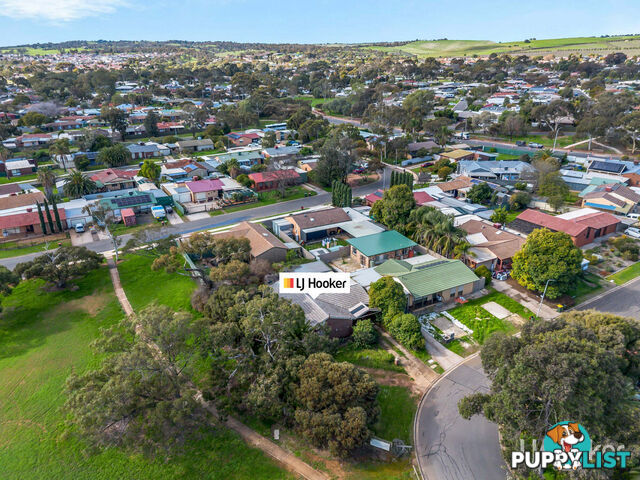11 Conmurra Court CRAIGMORE SA 5114