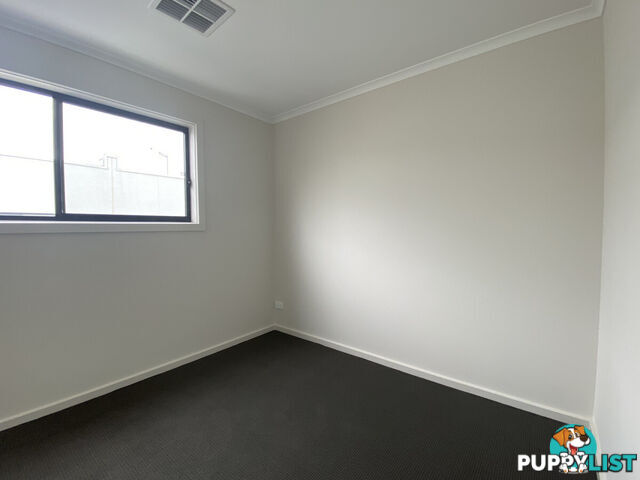 8/5 Campbell Road ELIZABETH DOWNS SA 5113