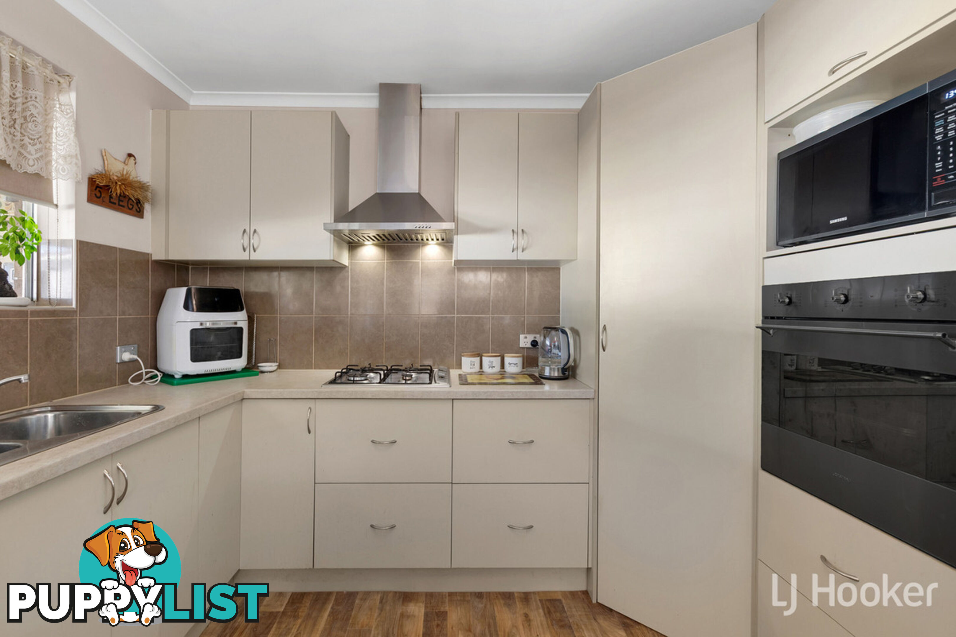 16 Commodore Parade ANDREWS FARM SA 5114
