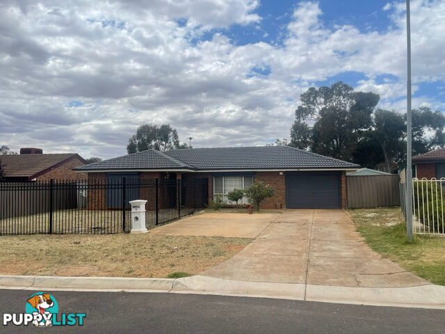 6 London Court CRAIGMORE SA 5114