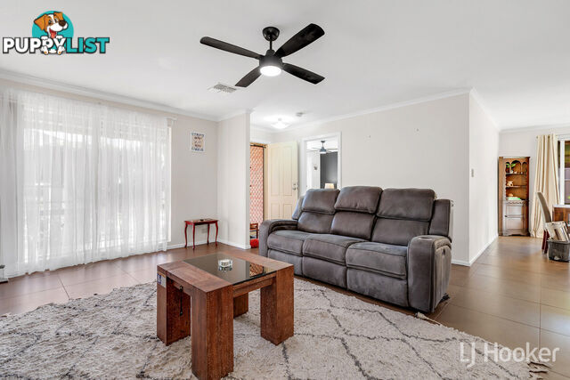 15 Landseer Place HILLBANK SA 5112