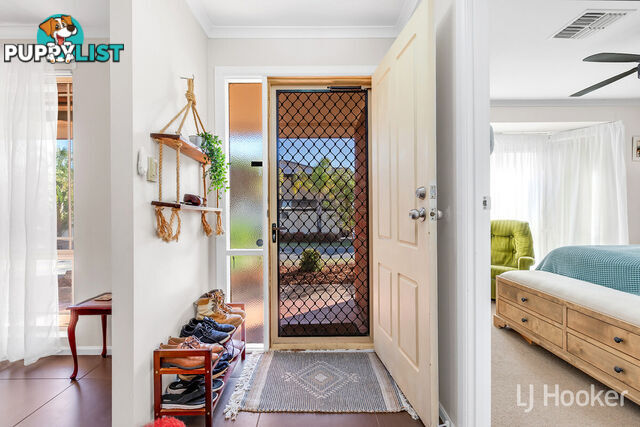 15 Landseer Place HILLBANK SA 5112