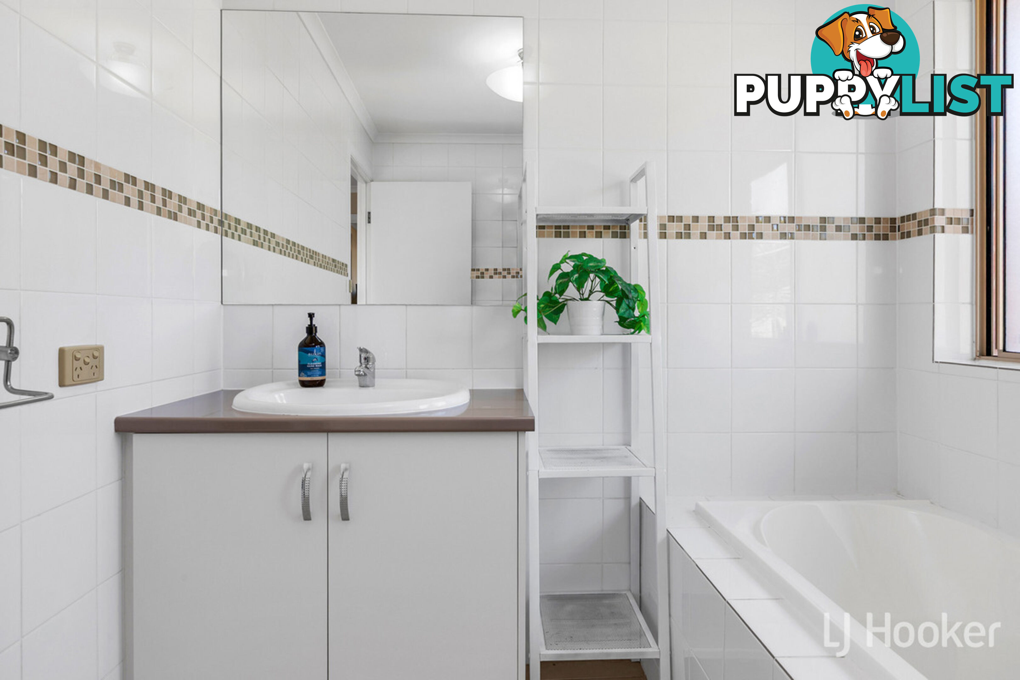 15 Landseer Place HILLBANK SA 5112