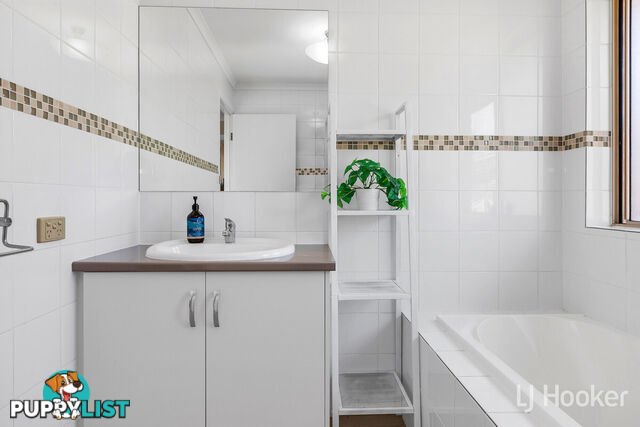 15 Landseer Place HILLBANK SA 5112