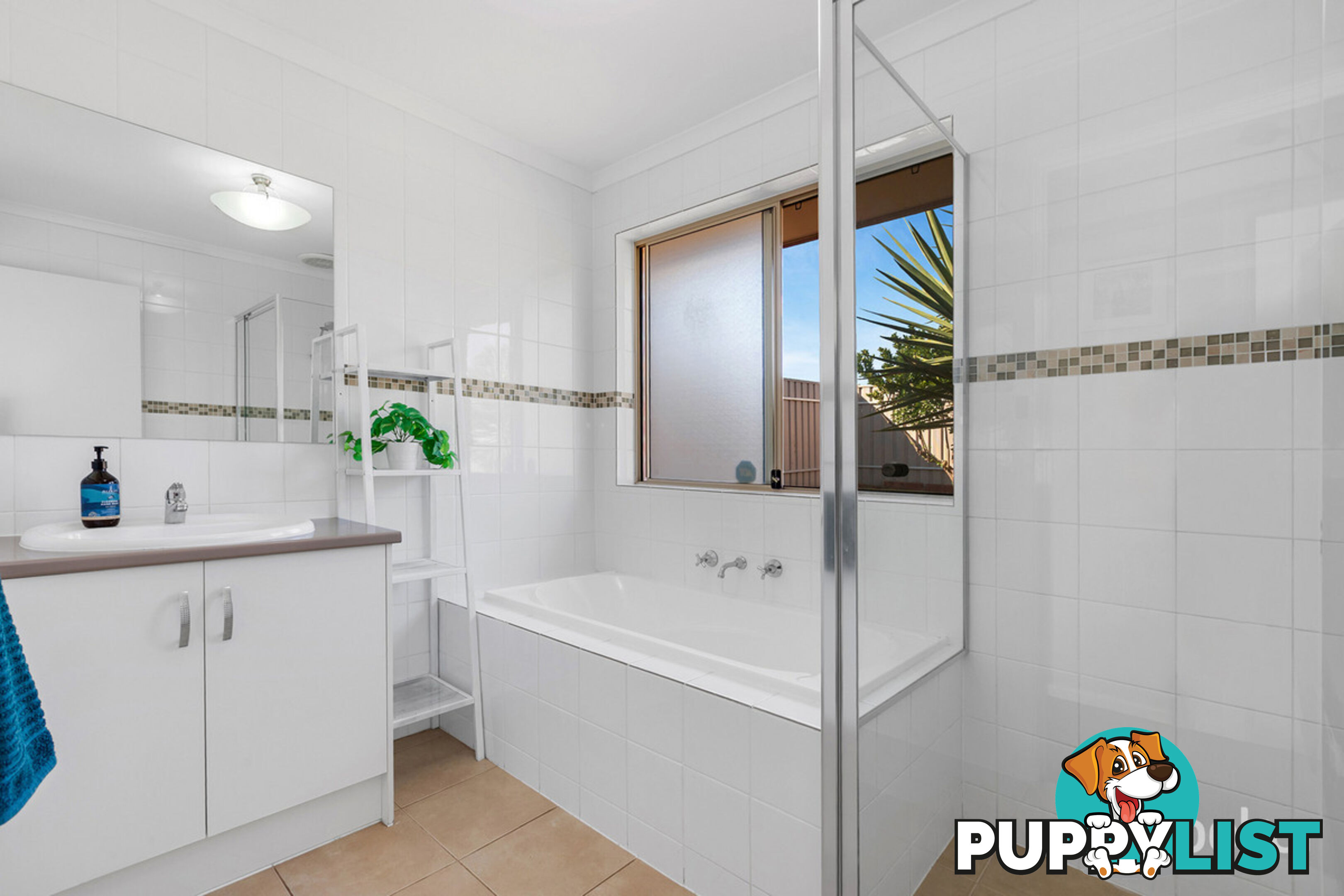 15 Landseer Place HILLBANK SA 5112