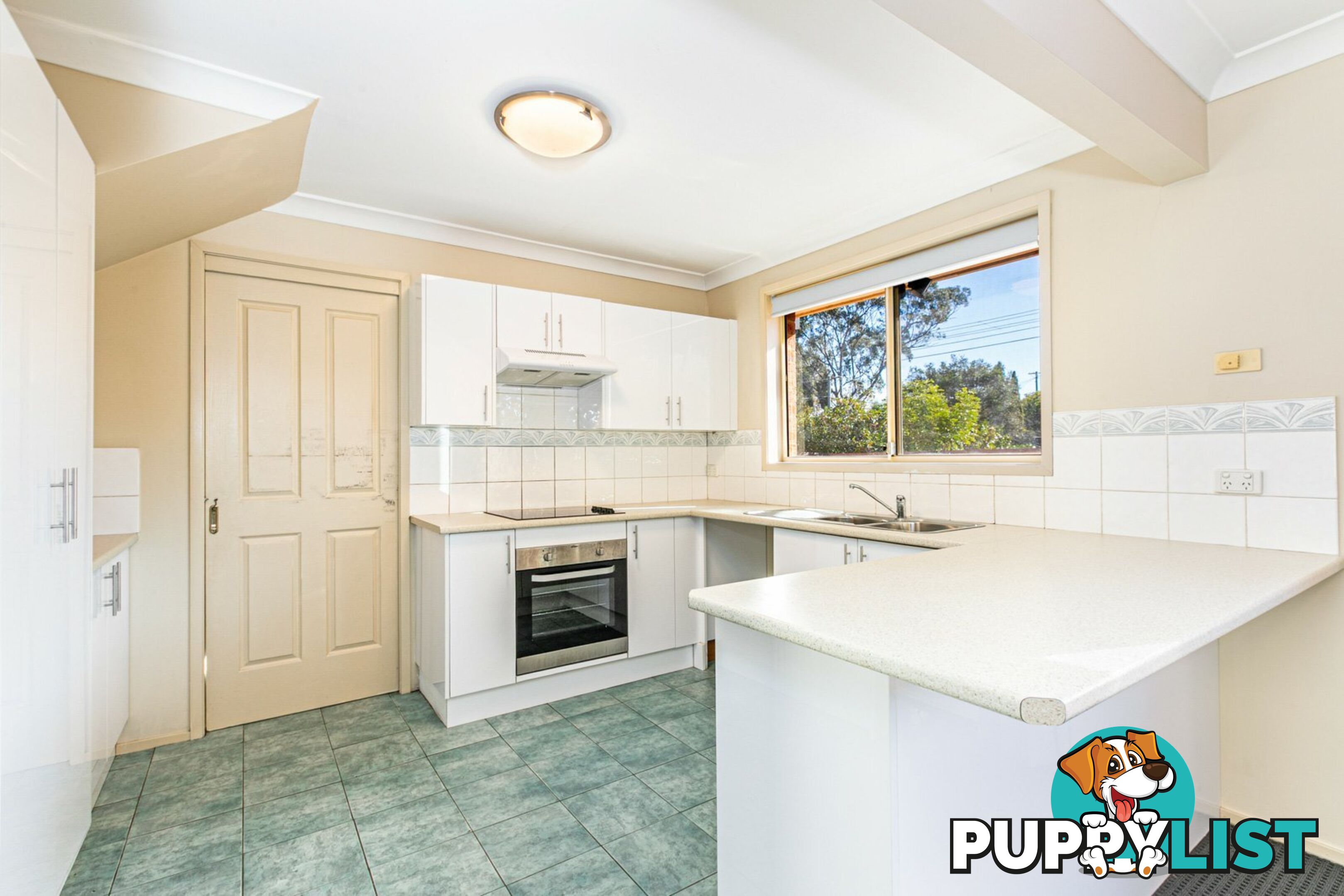 2/23 Robert Street PENRITH NSW 2750