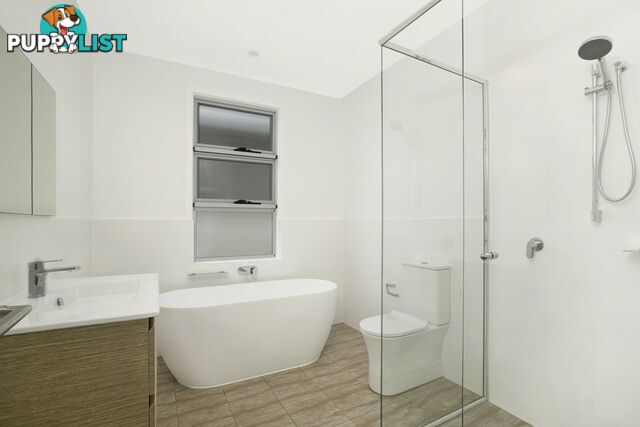 32 Forestwood Drive GLENMORE PARK NSW 2745