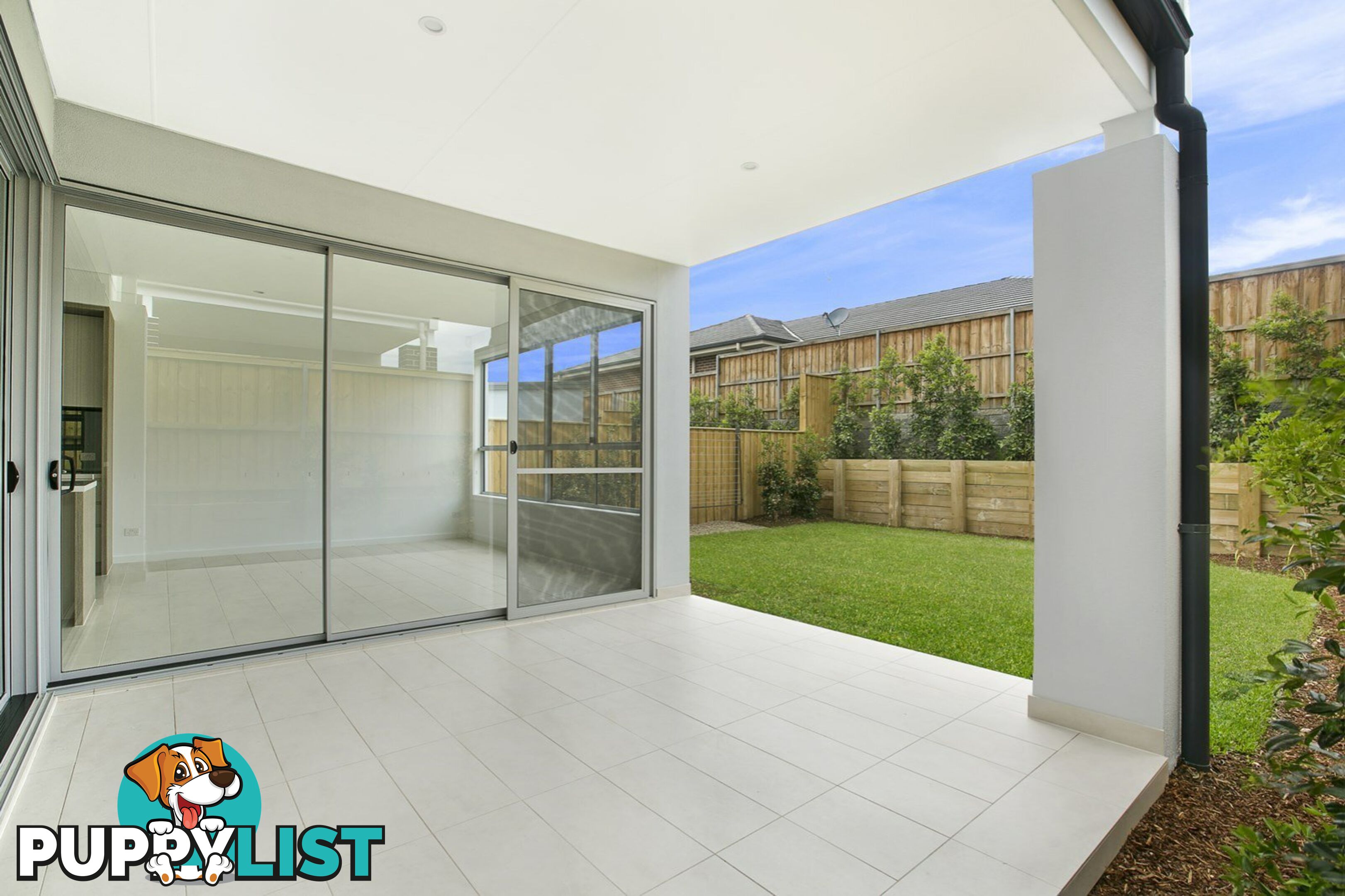 32 Forestwood Drive GLENMORE PARK NSW 2745