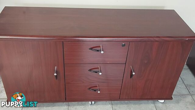 Office cabinet/sideboard/dresser,3 drawers (Mahogany-stained)