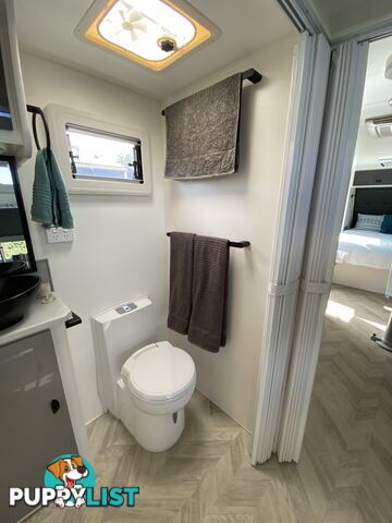 2021 Retreat Double Bunk Off Road FRASER