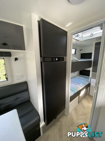 2021 Retreat Double Bunk Off Road FRASER
