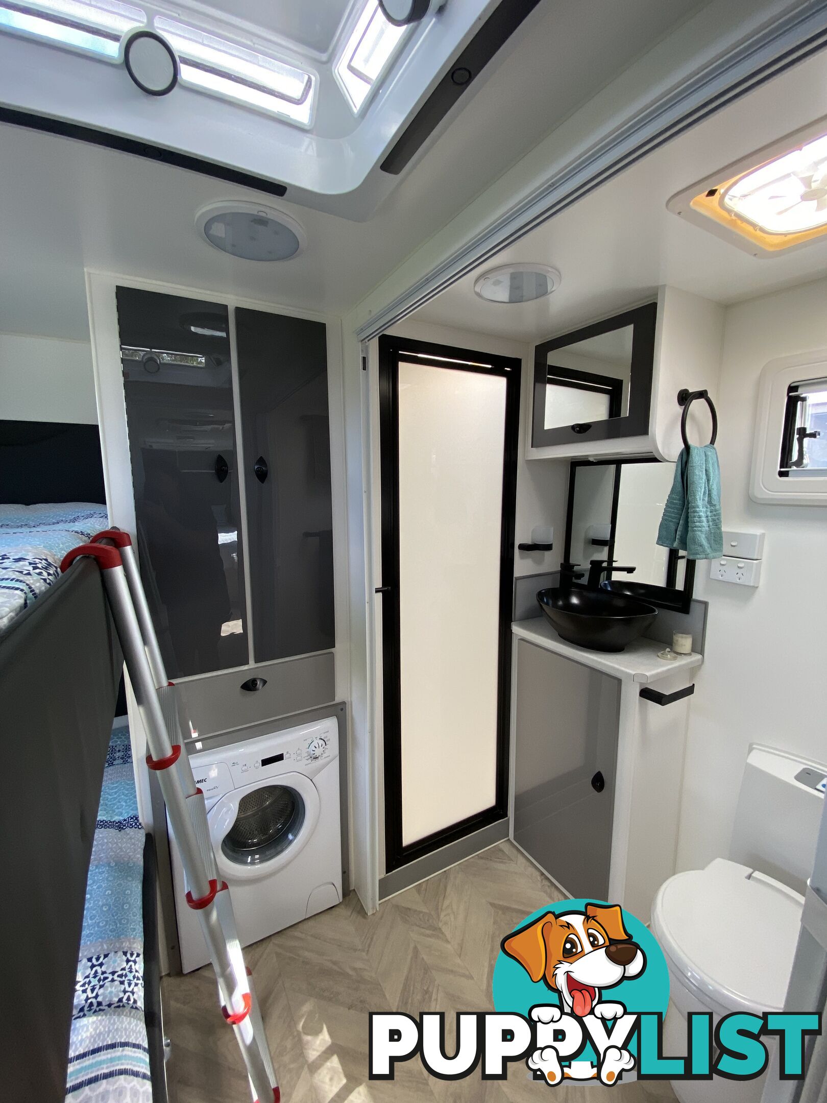 2021 Retreat Double Bunk Off Road FRASER