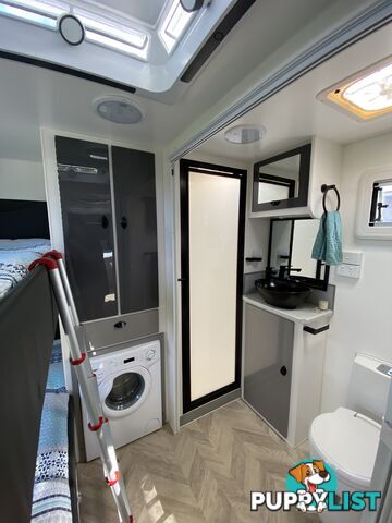 2021 Retreat Double Bunk Off Road FRASER