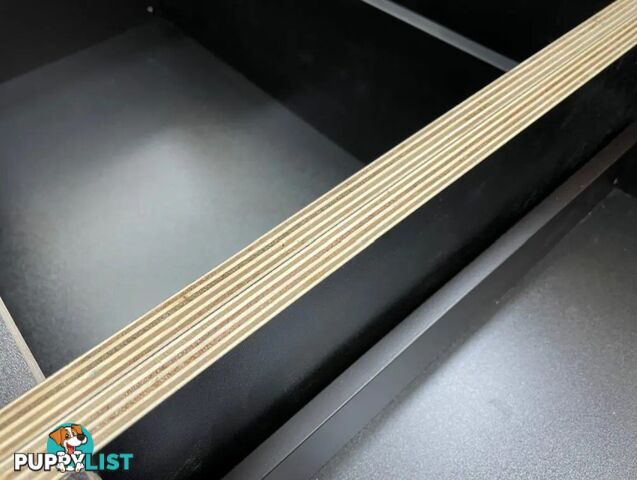 VAN PLY - LIGHTWEIGHT BLACK MELAMINE PLYWOOD