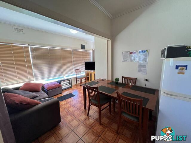 Room 4/1592 Dandenong Road HUNTINGDALE VIC 3166