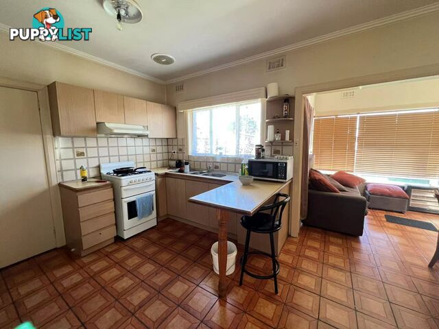 Room 3/1592 Dandenong Road HUNTINGDALE VIC 3166