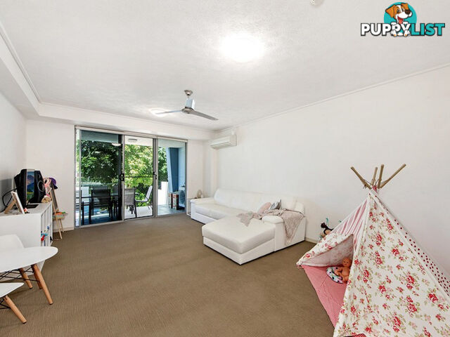 415/64-68 Sickle Avenue HOPE ISLAND QLD 4212