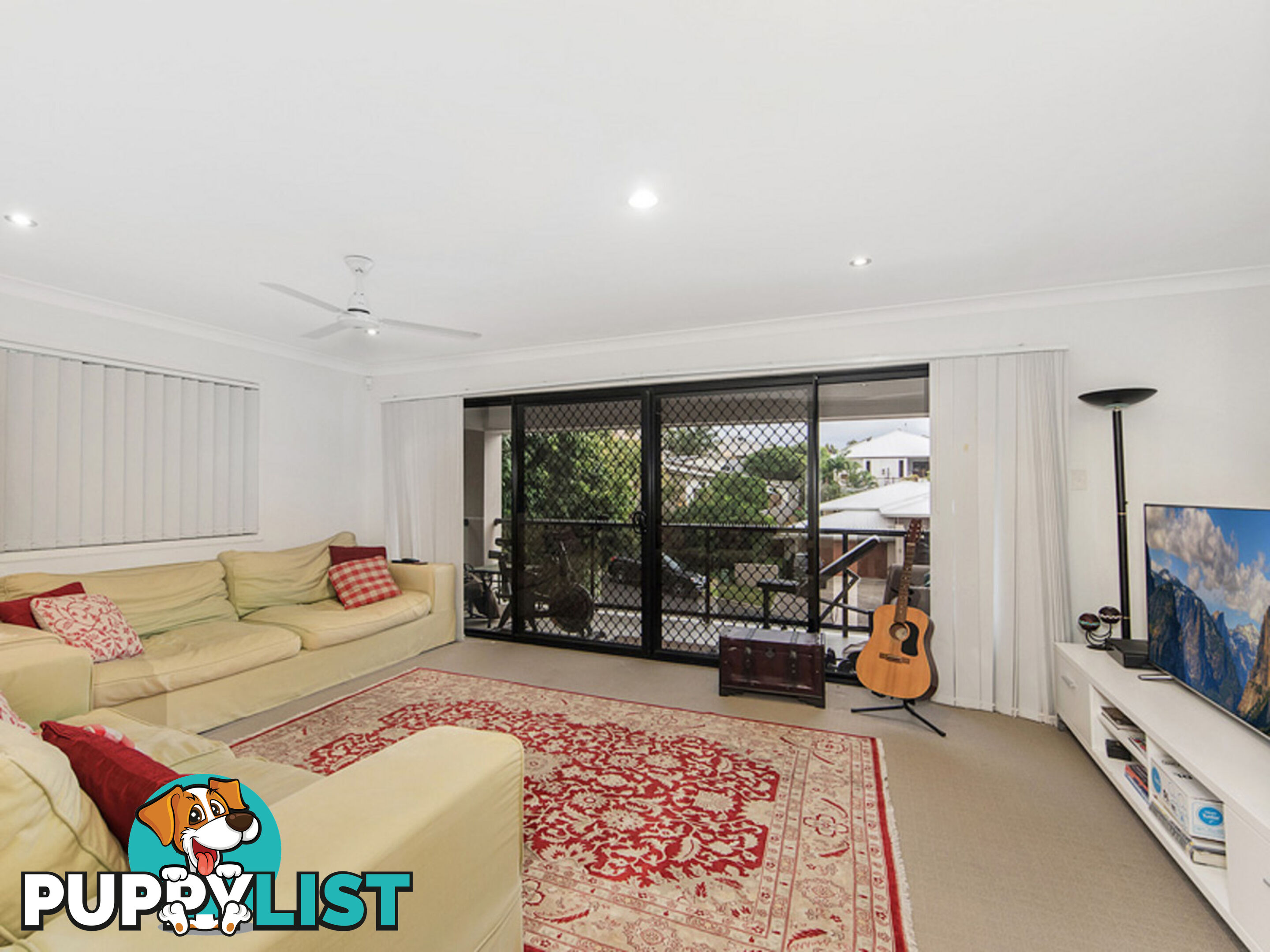 11 Peregrine Street REEDY CREEK QLD 4227