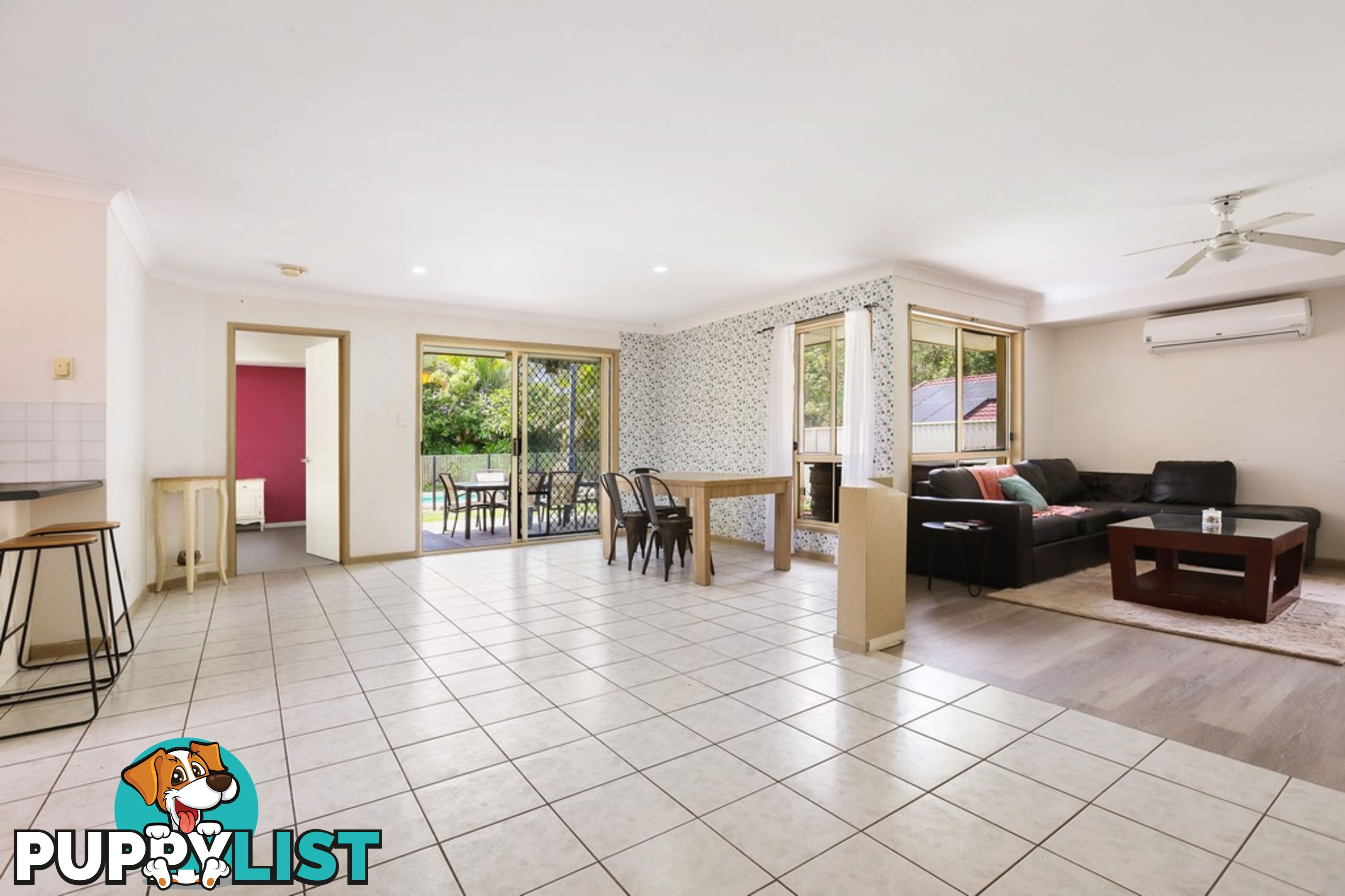 18 Leviathan Drive MUDGEERABA QLD 4213