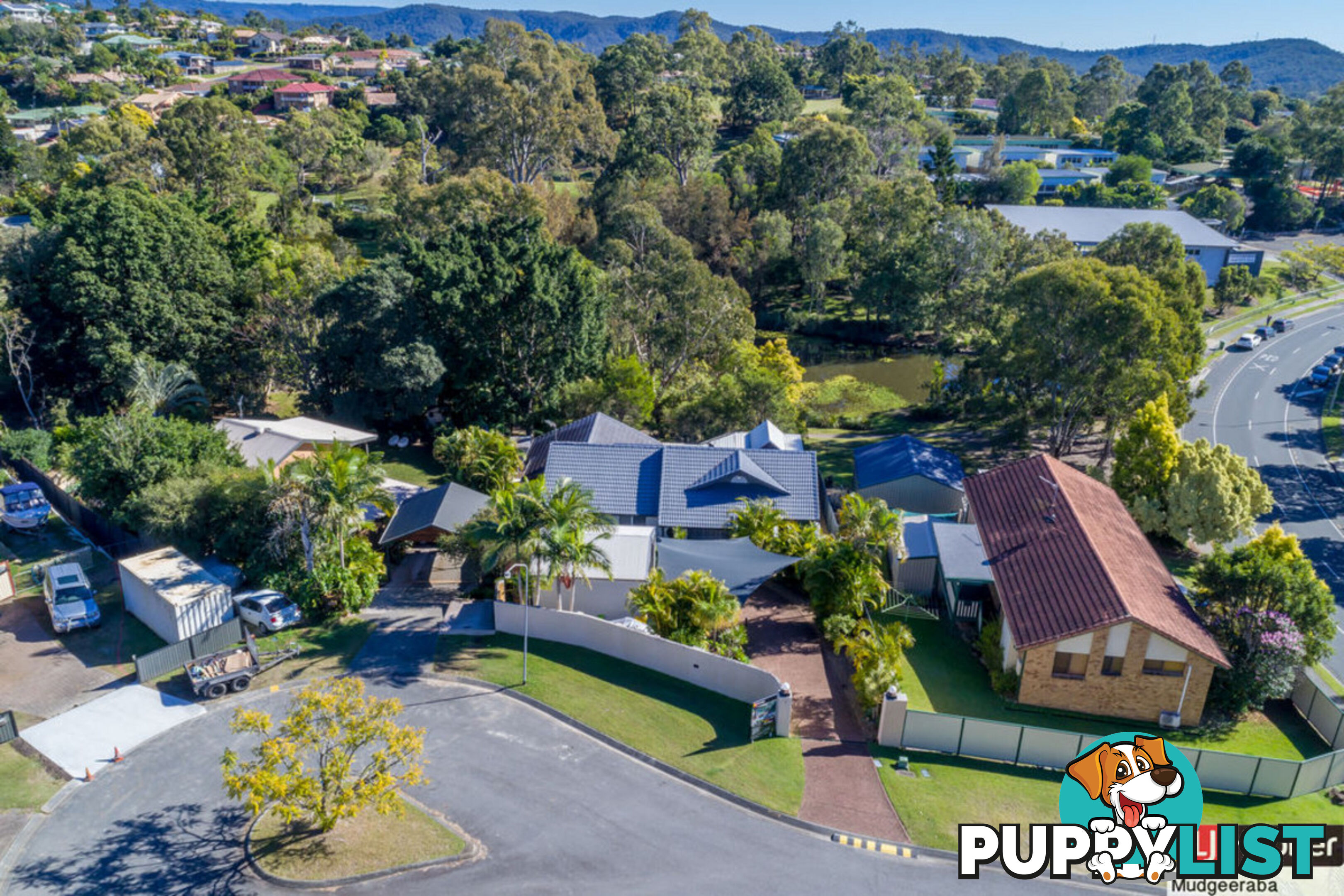 3 Garvie Place HIGHLAND PARK QLD 4211