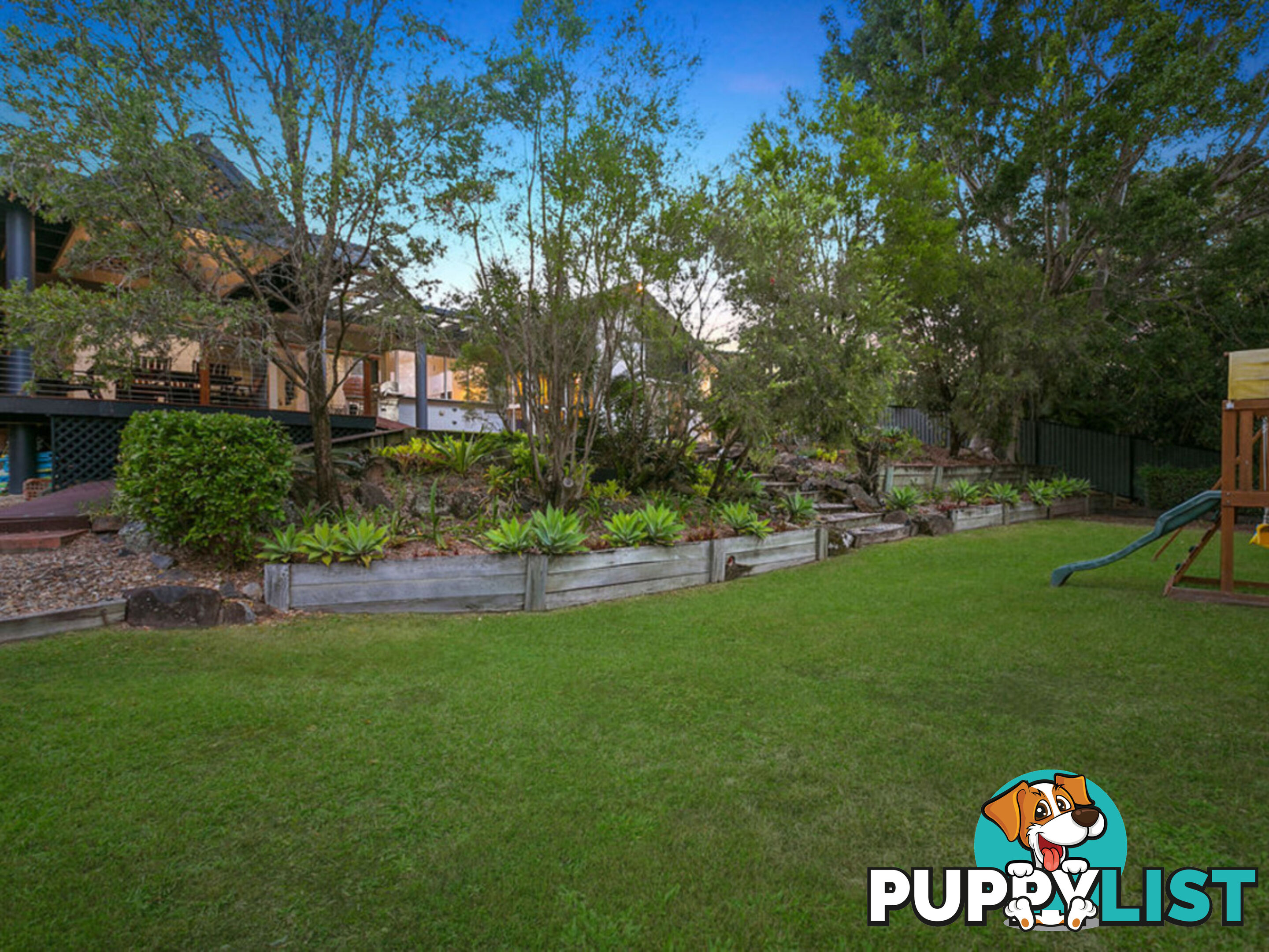 3 Garvie Place HIGHLAND PARK QLD 4211