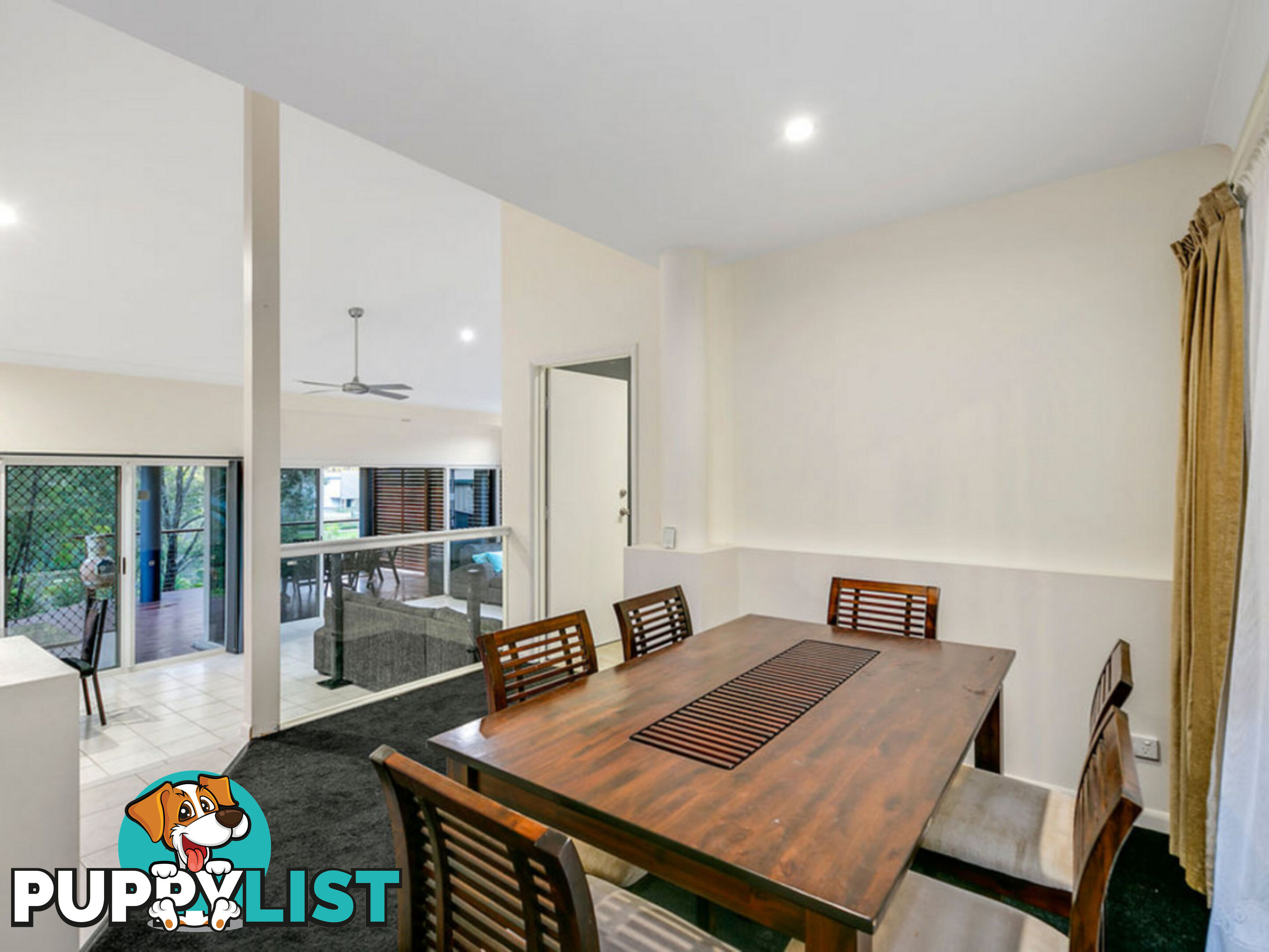 3 Garvie Place HIGHLAND PARK QLD 4211