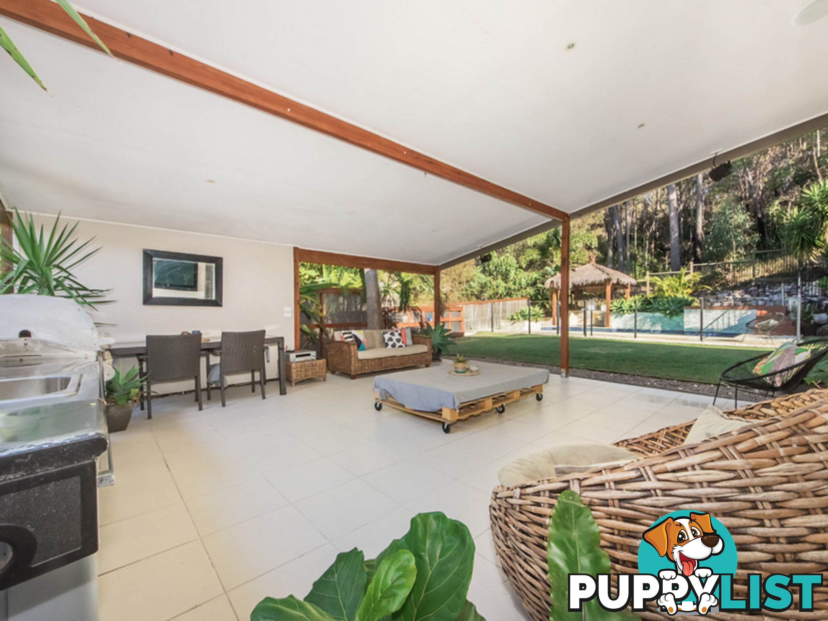 8 Grove Creek Close REEDY CREEK QLD 4227