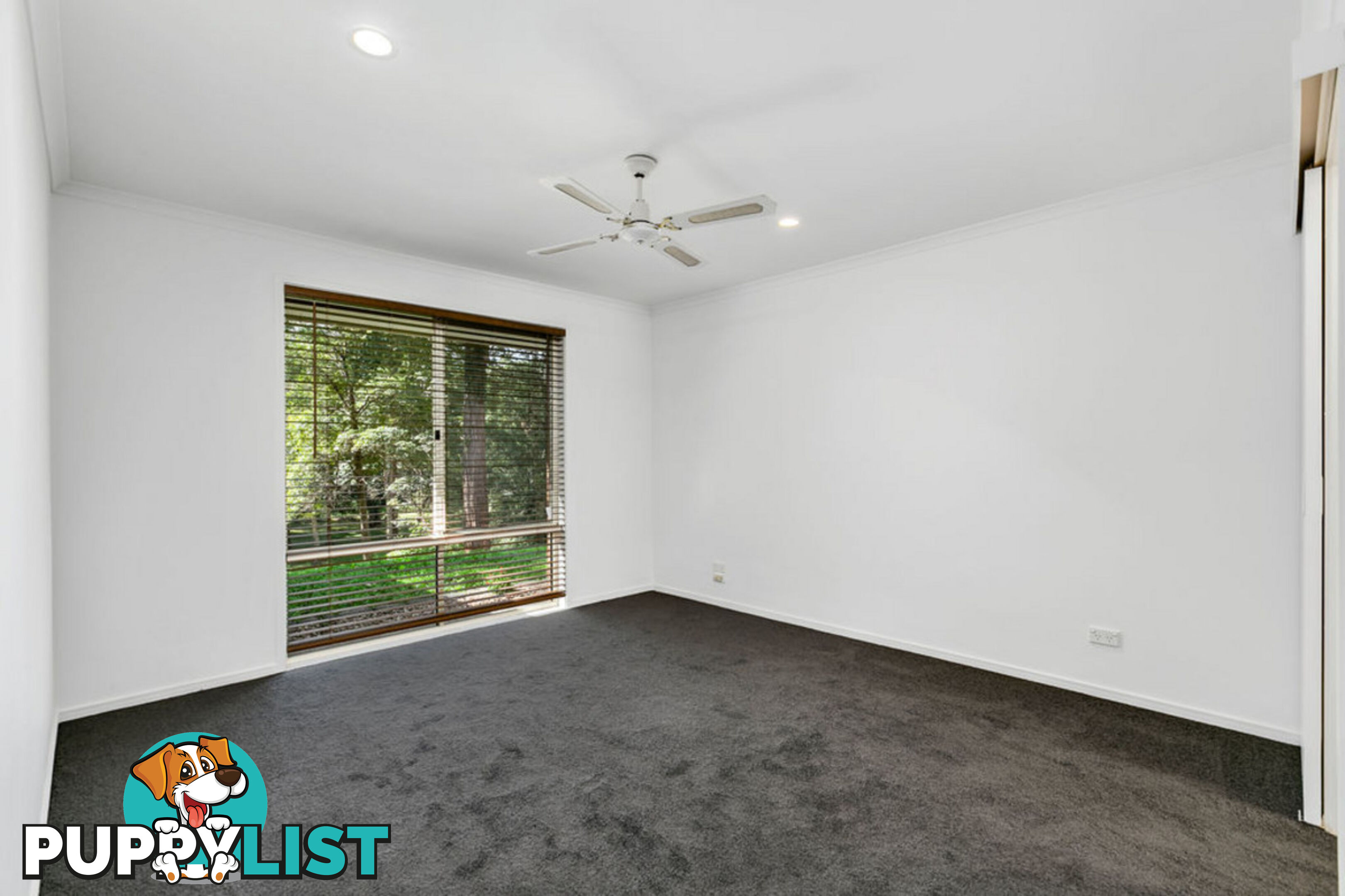 19-21 The Oval Drive MOUNT NATHAN QLD 4211