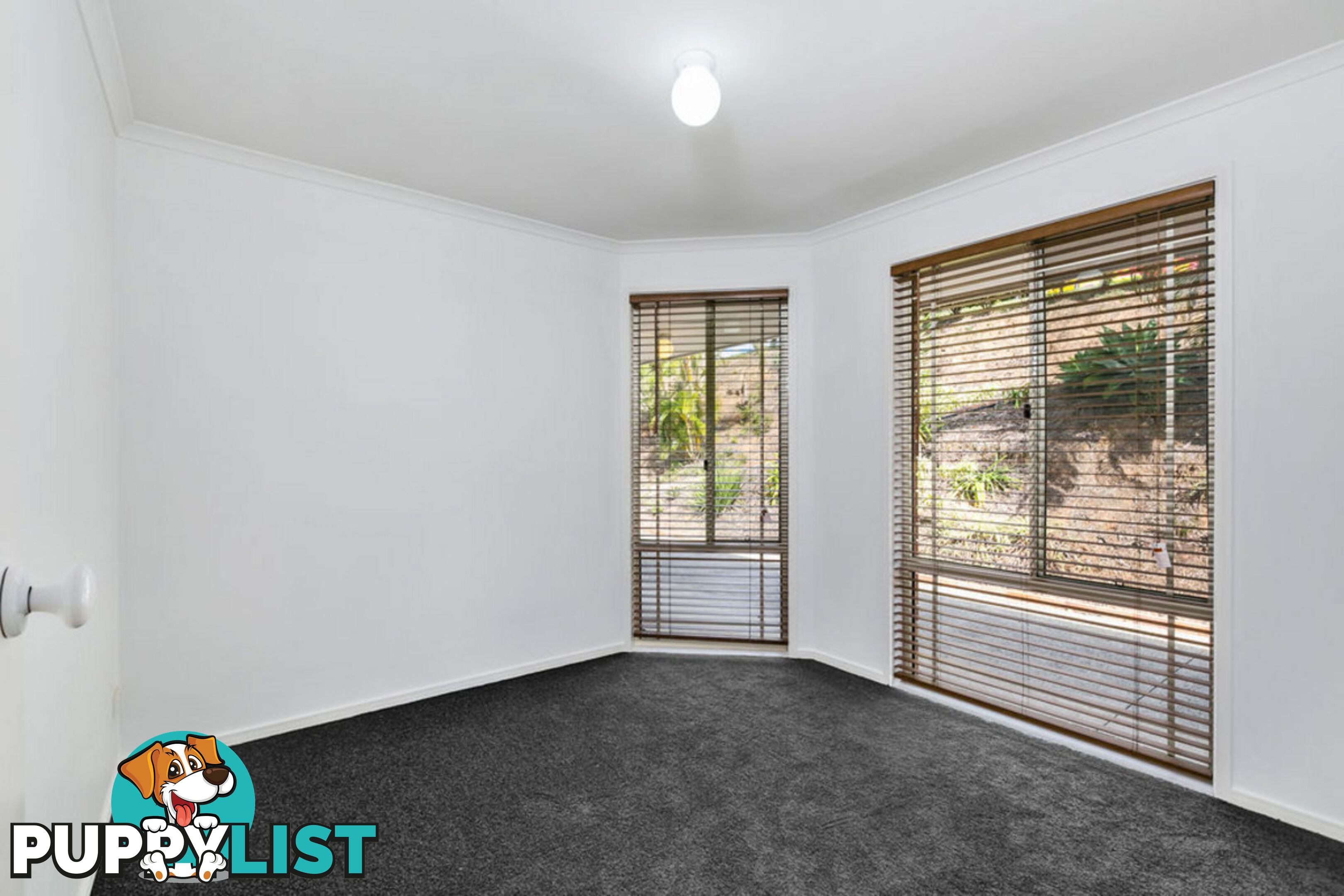 19-21 The Oval Drive MOUNT NATHAN QLD 4211