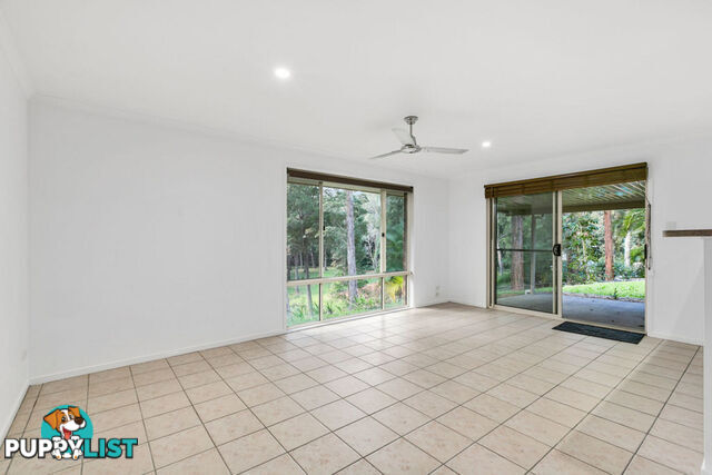 19-21 The Oval Drive MOUNT NATHAN QLD 4211