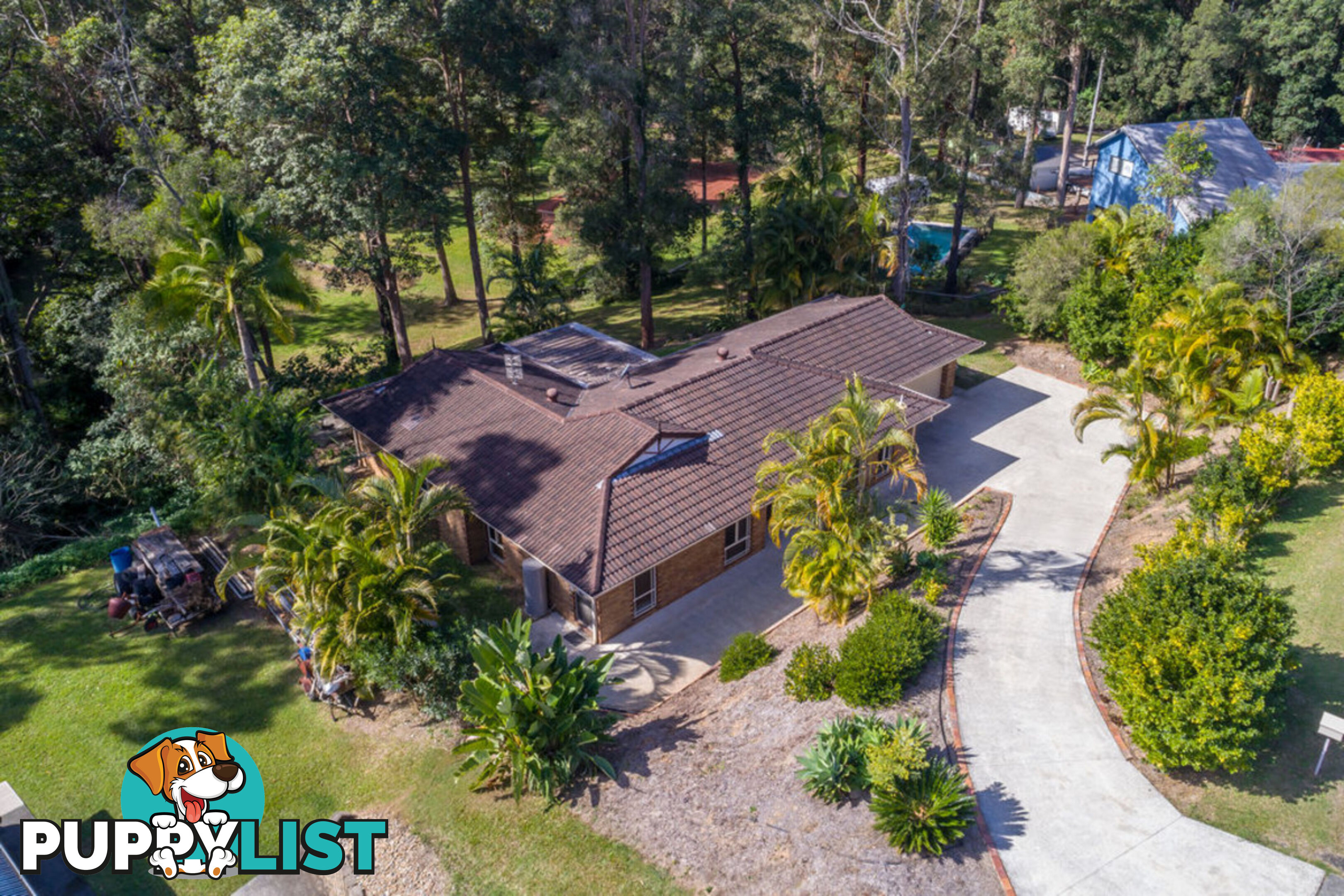 19-21 The Oval Drive MOUNT NATHAN QLD 4211