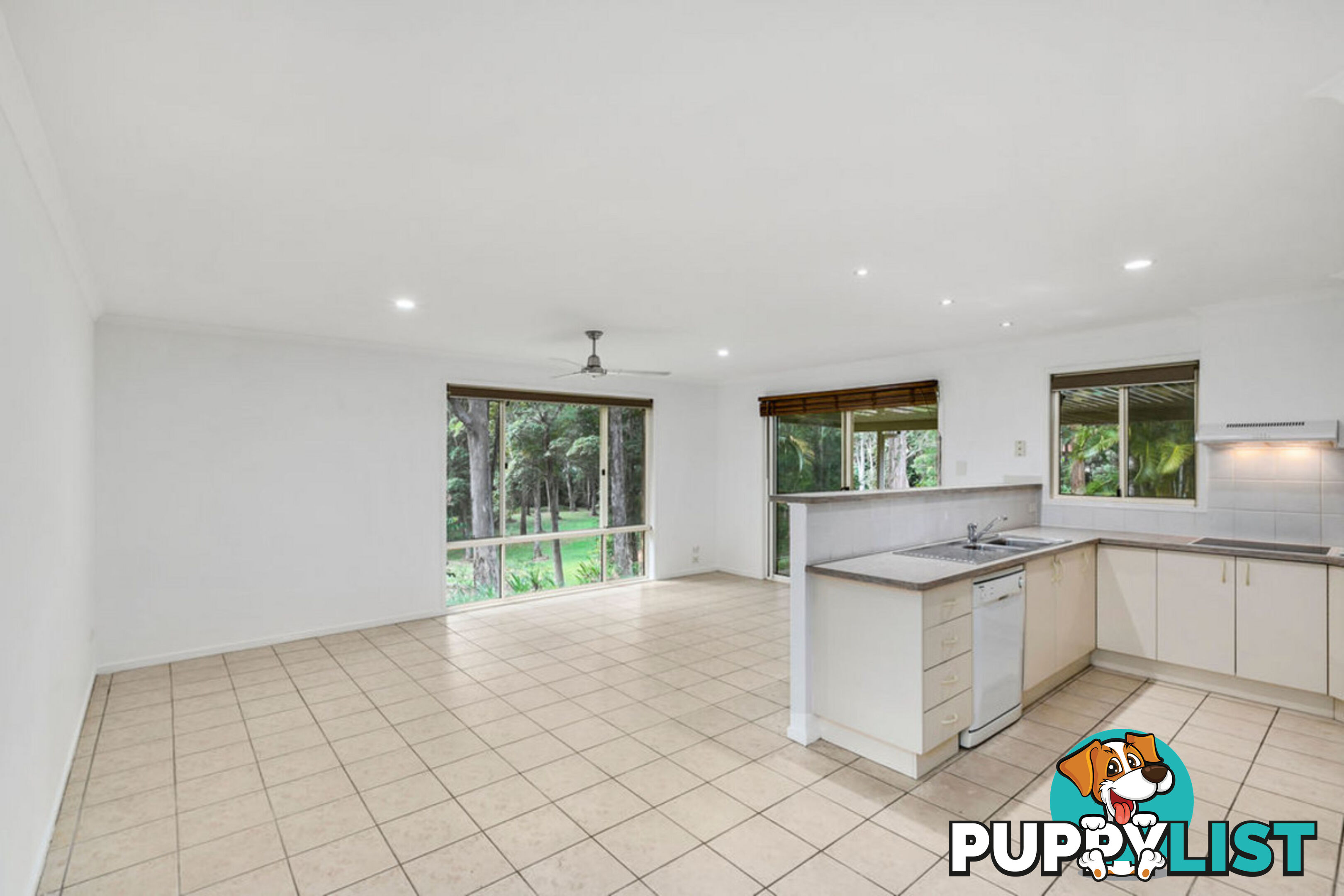 19-21 The Oval Drive MOUNT NATHAN QLD 4211