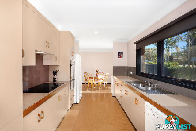 6 Clematis Place POINT CLARE NSW 2250