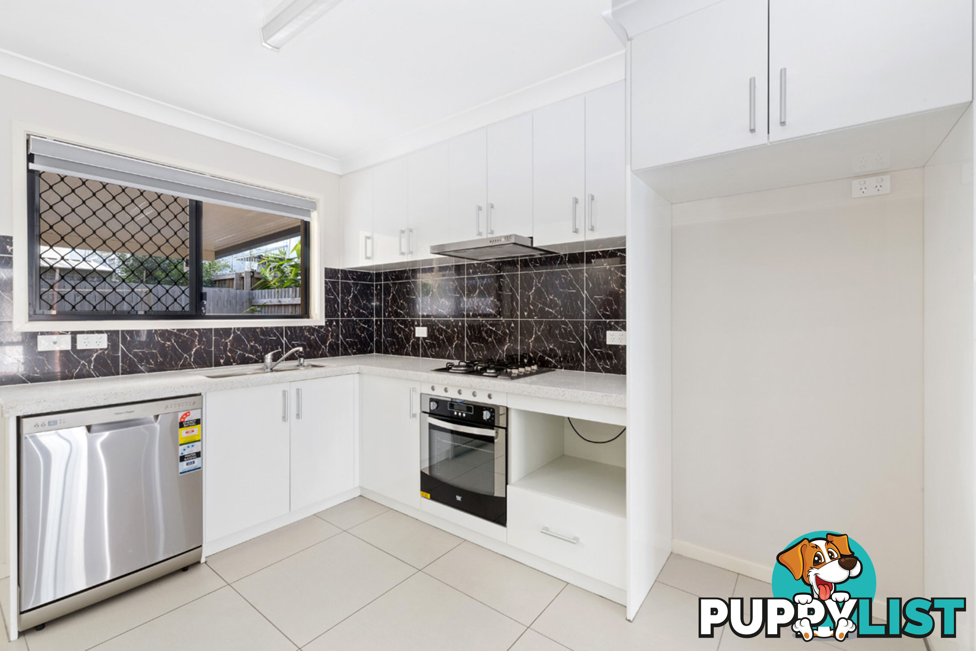 6/143-145 Baringa Street MORNINGSIDE QLD 4170