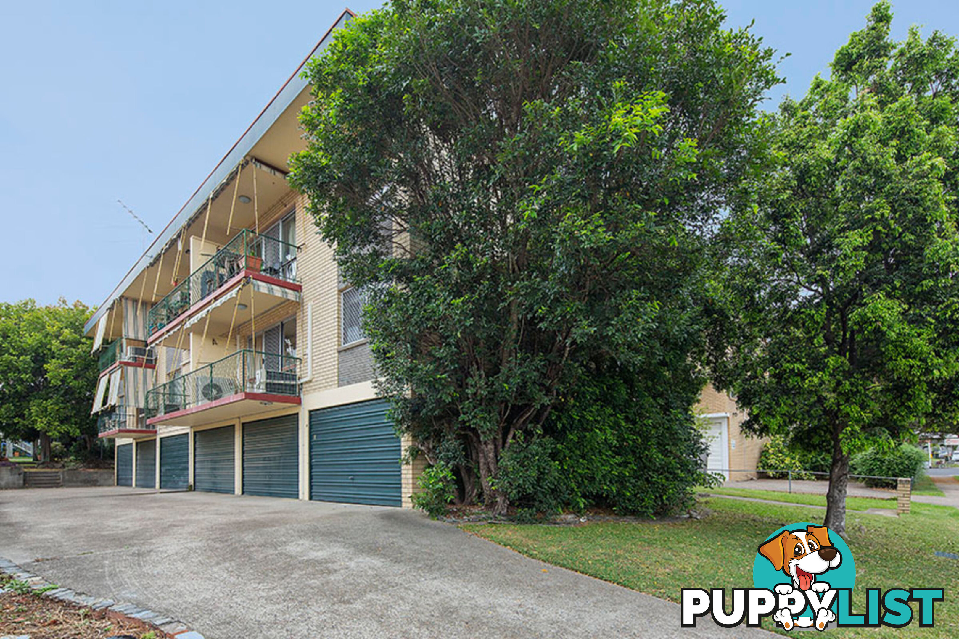 4/32 Macaulay Street COORPAROO QLD 4151