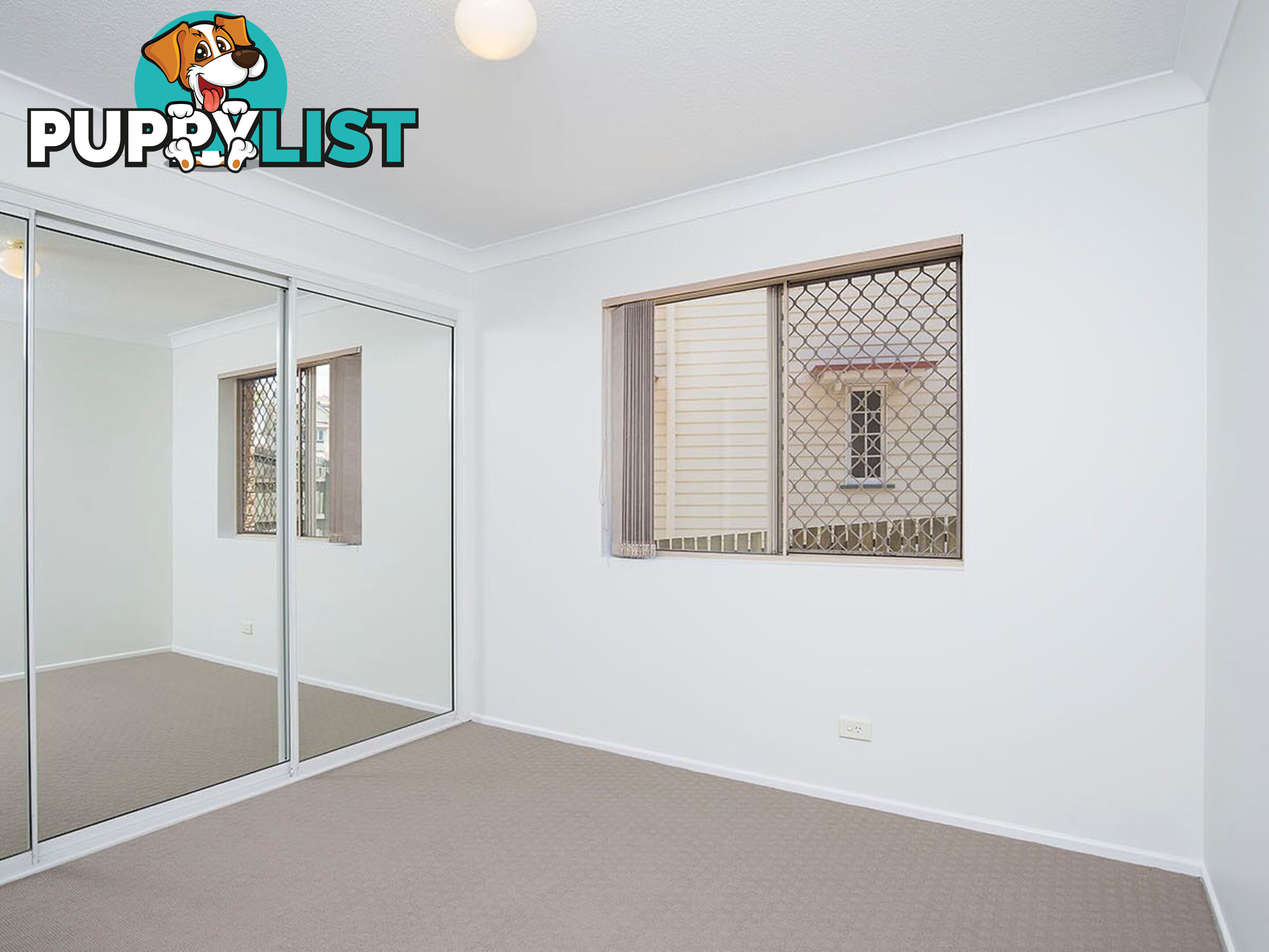 2/560 Old Cleveland Road CAMP HILL QLD 4152