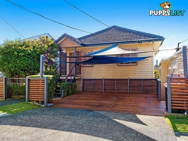 36 Ninth Avenue COORPAROO QLD 4151