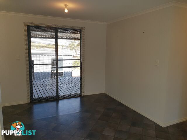 19 Hunter Road MULUCKINE WA 6401