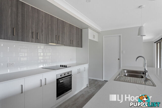 1/1 Calendula Court REGENCY DOWNS QLD 4341