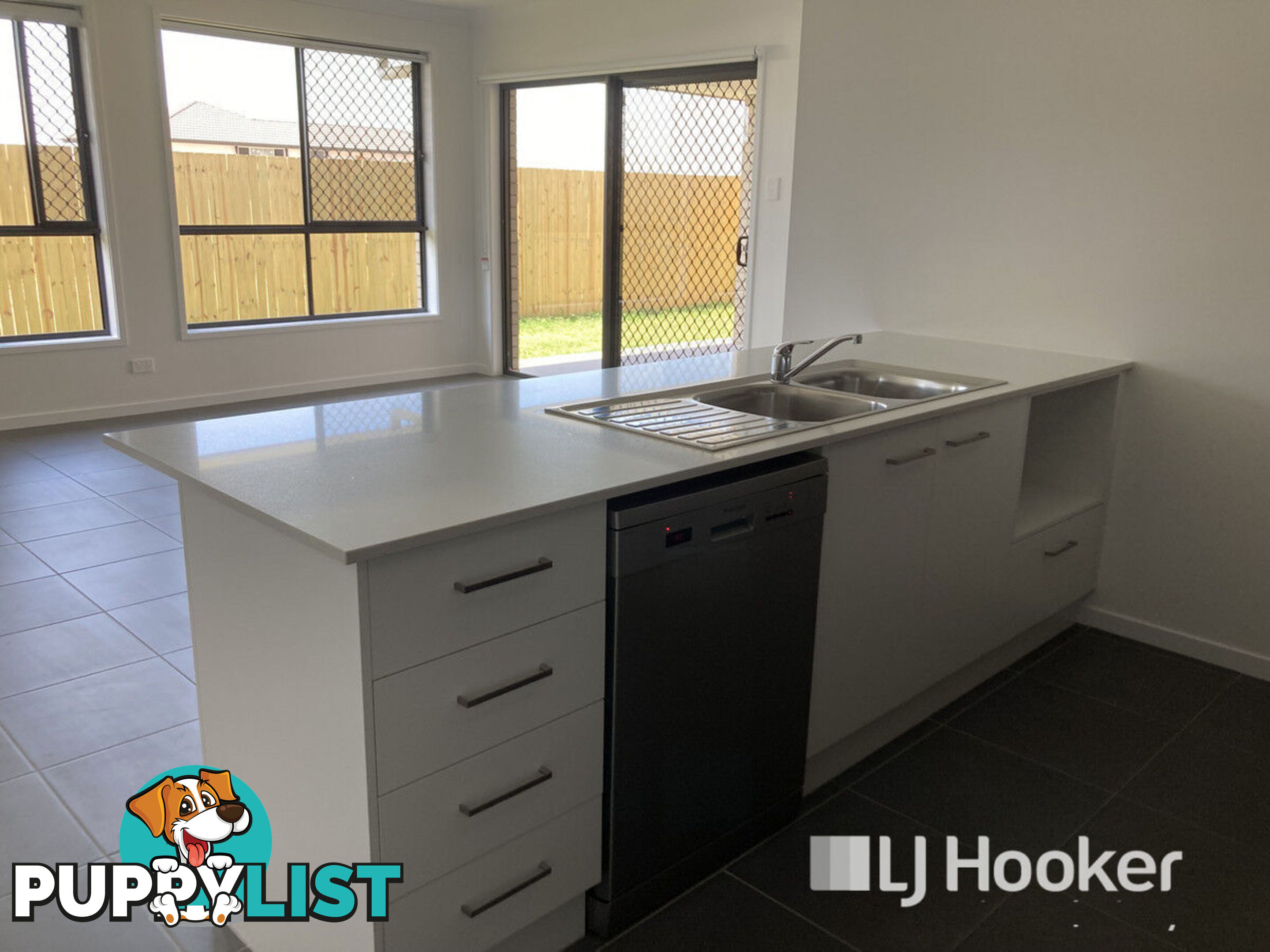 1/18 Darling Circuit PLAINLAND QLD 4341
