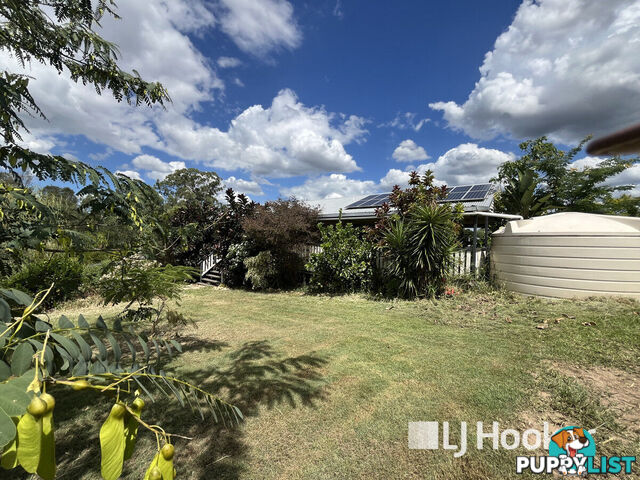 8 Benjamin Court REGENCY DOWNS QLD 4341