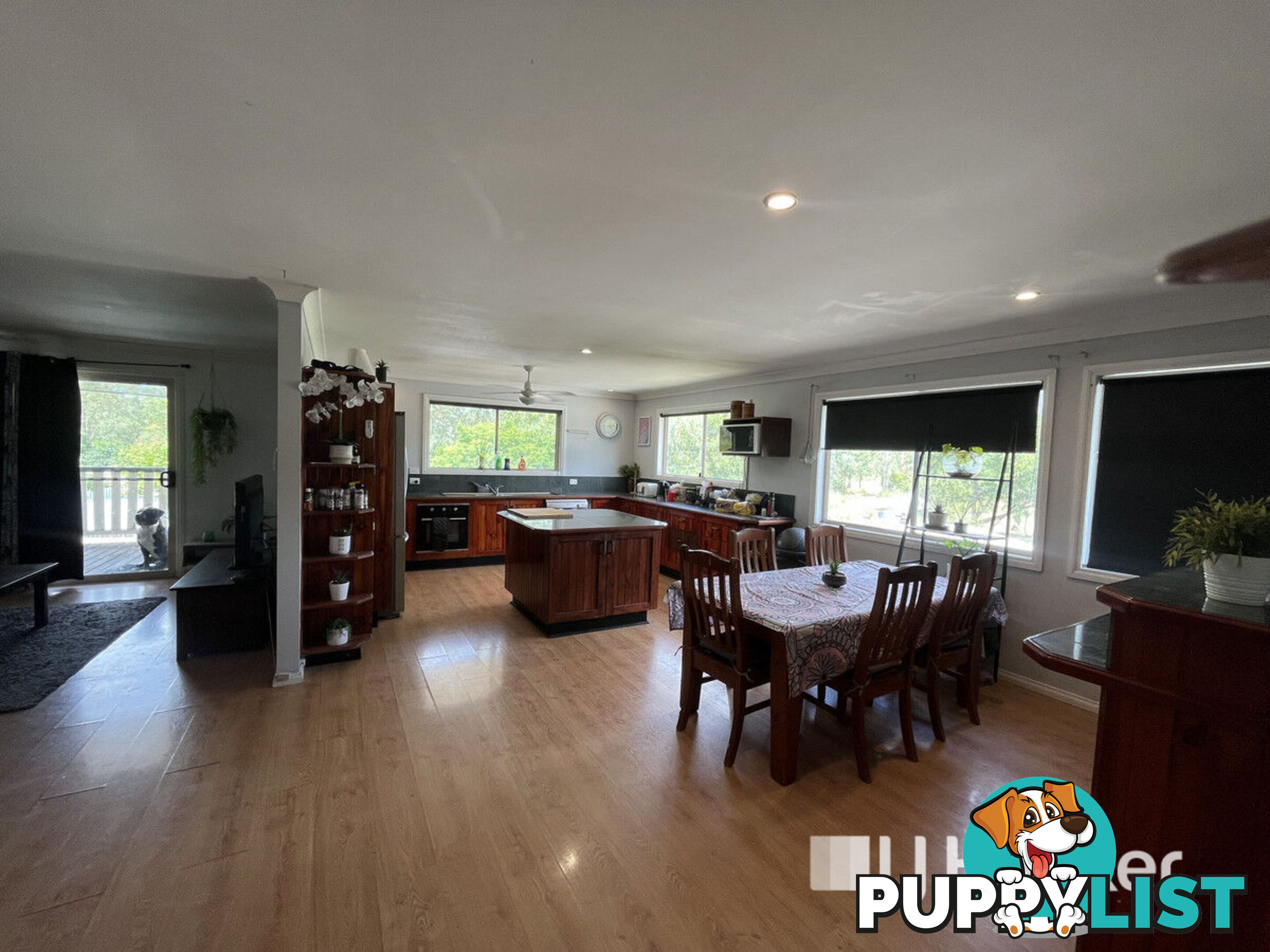 8 Benjamin Court REGENCY DOWNS QLD 4341