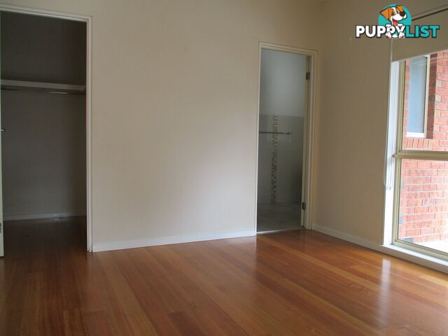 2/85 Esther Crescent MOOROOLBARK VIC 3138