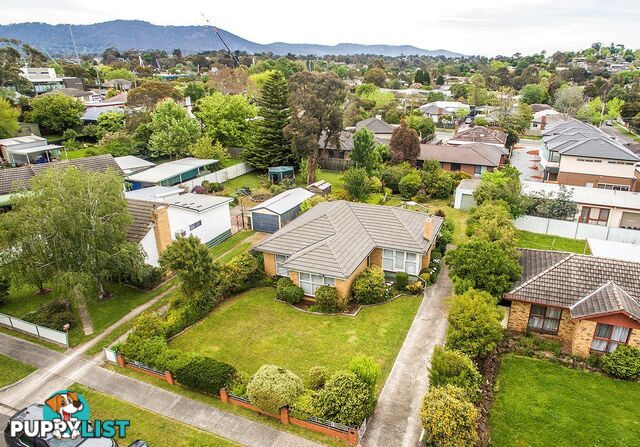 17 Neville Street MOOROOLBARK VIC 3138