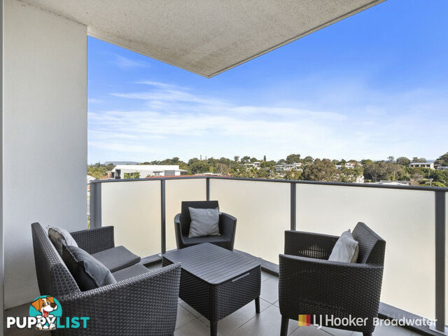 504/17 Bath Street LABRADOR QLD 4215