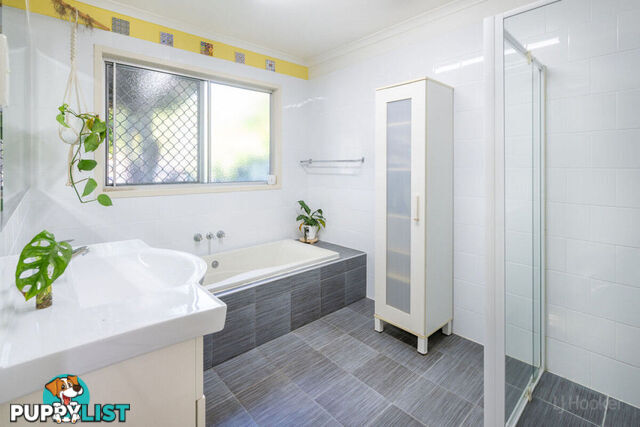 53 Imperial Parade LABRADOR QLD 4215